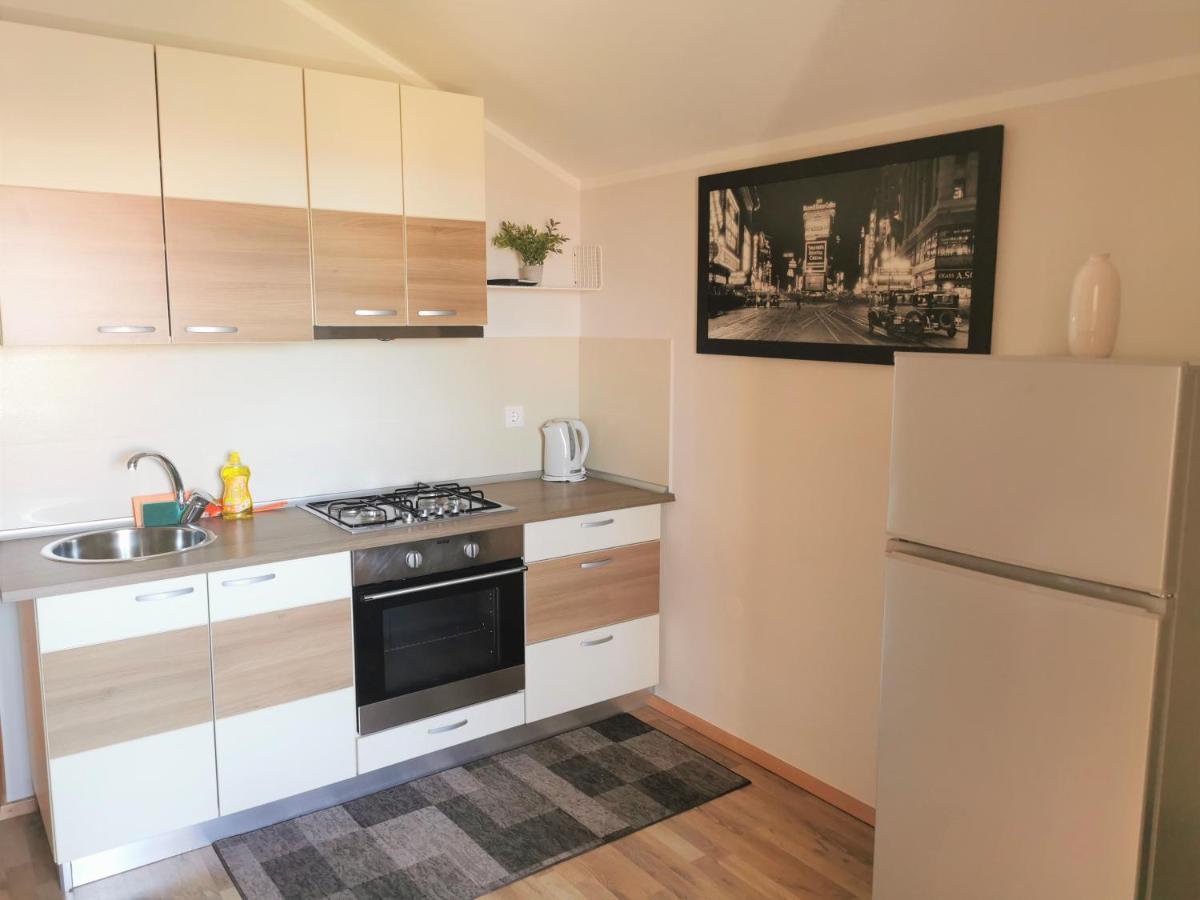 Lenka Apartments II Novalja Extérieur photo